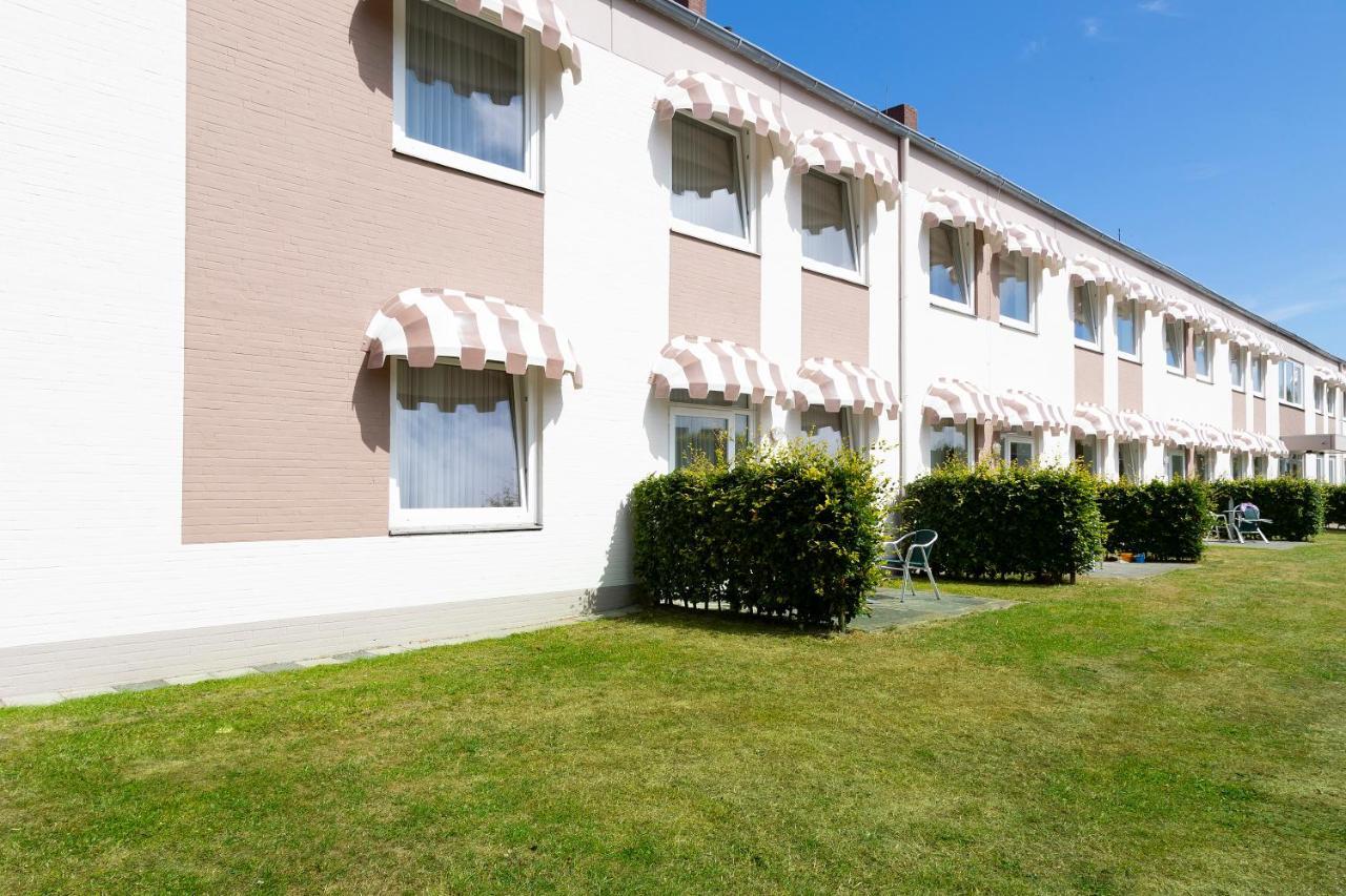 Готель Dorf Wangerland Шилліг Екстер'єр фото